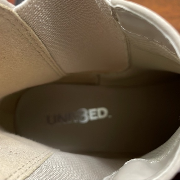 Lug sole boot - Picture 2 of 7